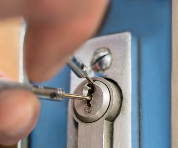 Manhattan Beach Commercial Locksmith